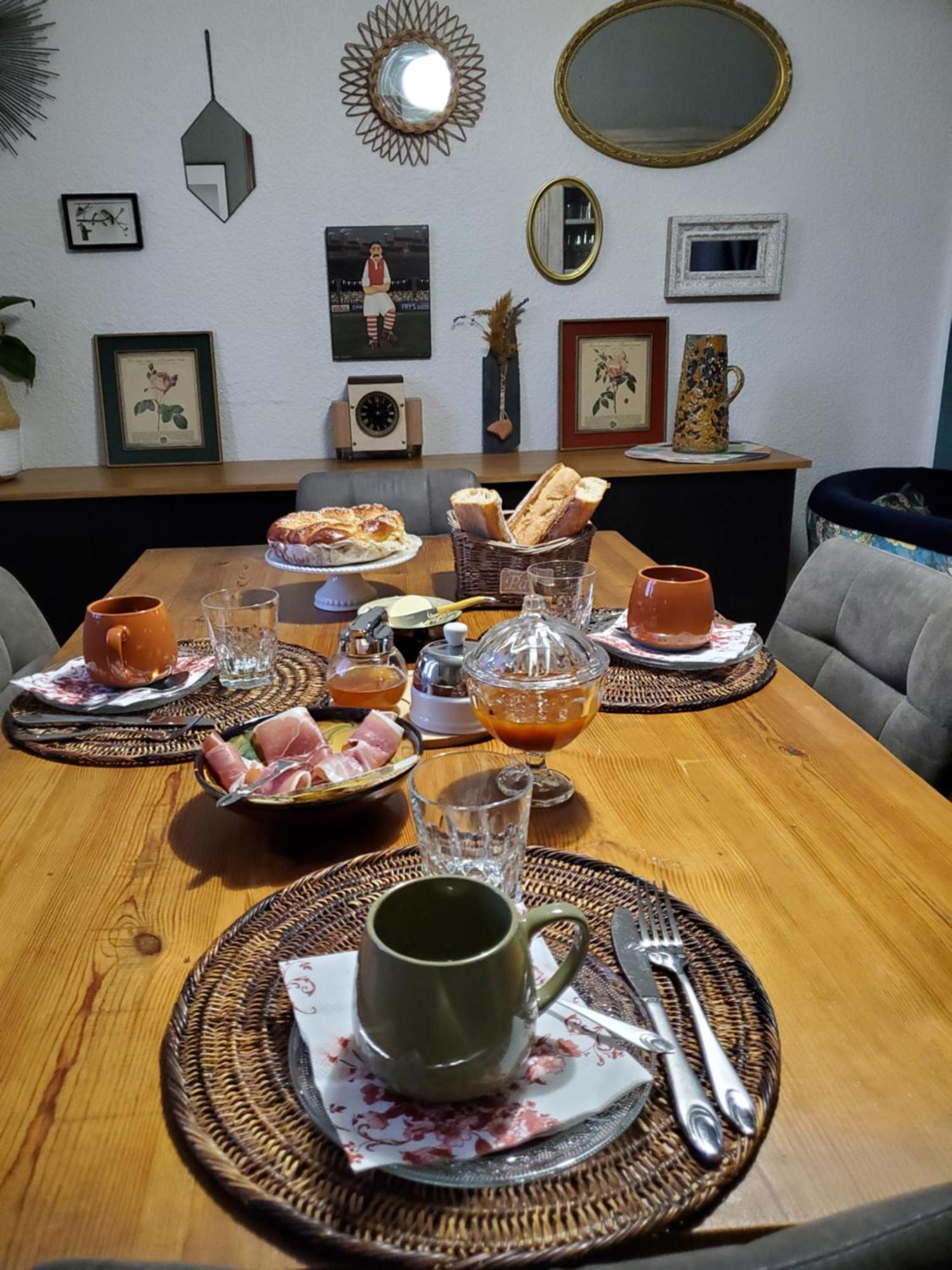 La Maison De Sylvie, Chambres D'Hotes A Tarbes Exteriér fotografie
